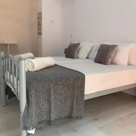 Santo Amaro Panzió Lisboa