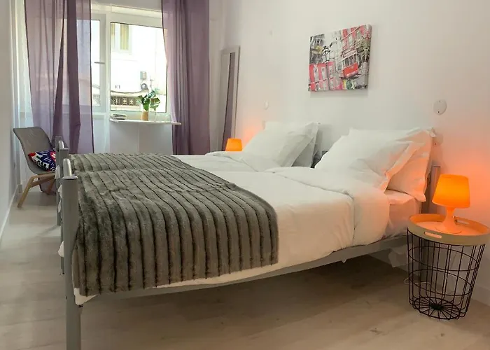 Santo Amaro * Lisboa